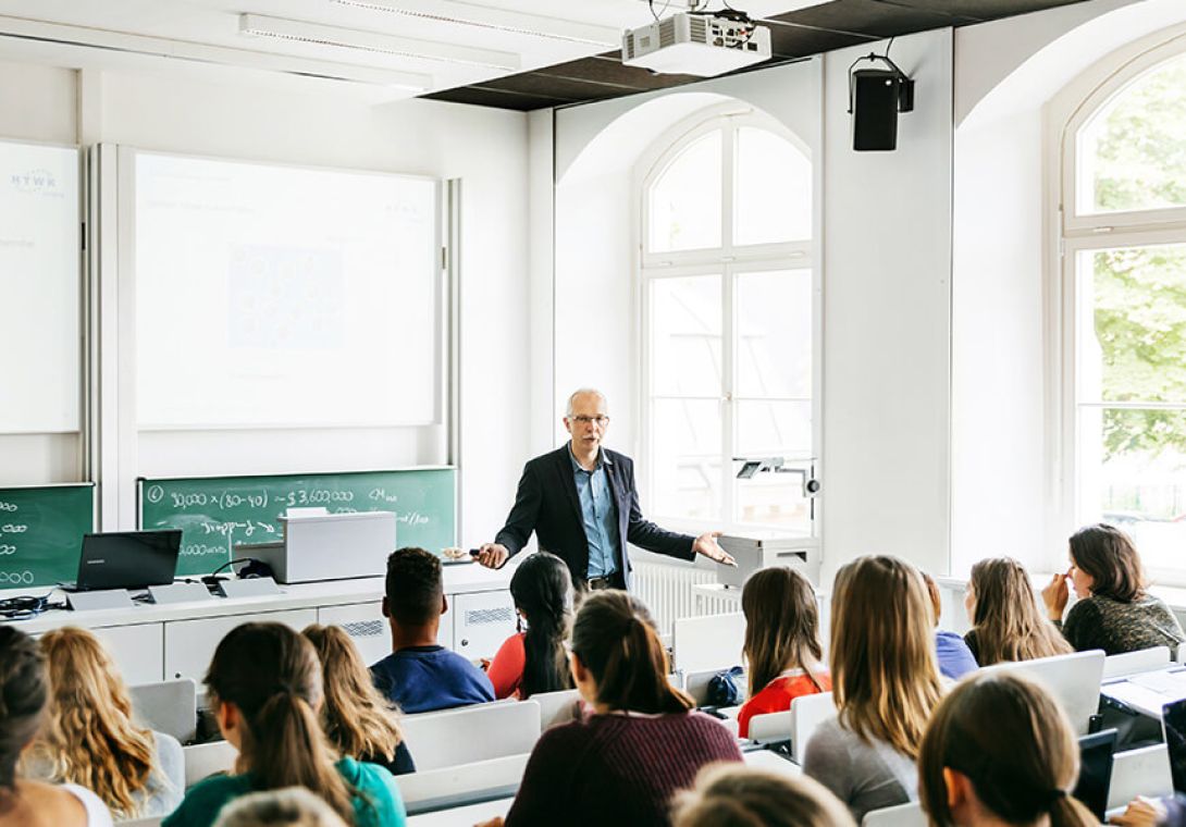 room acoustics in classrooms